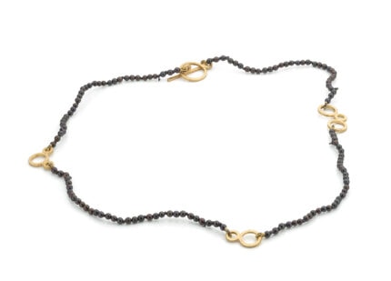 necklace yellow gold black caviar pearls marie-benedicte