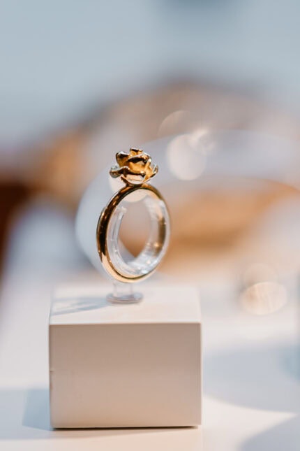 ring-yellow-gold-rose-marie-benedicte-gent