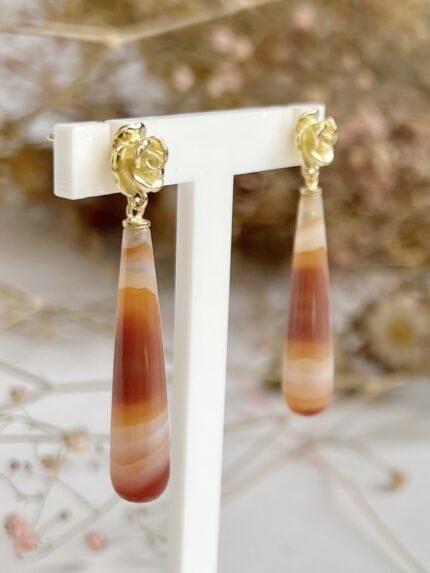 earrings-yellow-gold-rose-carnelian-marie-benedict