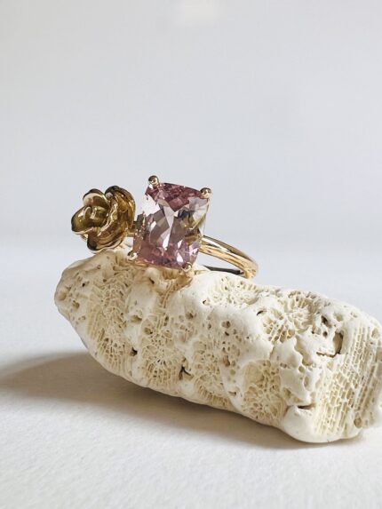 romantic-ring-rose-gold-pink-tourmaline