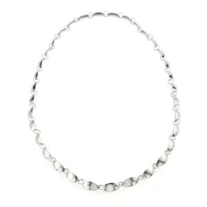statement halsketting zilver handgesmeed blaadjes marie-benedicte