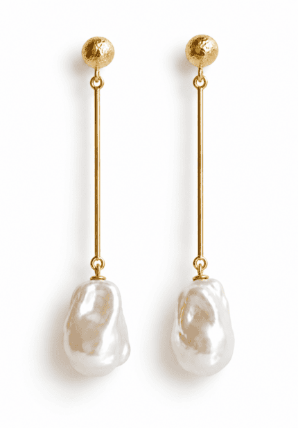 statement earrings yellow gold white baroque pearls
