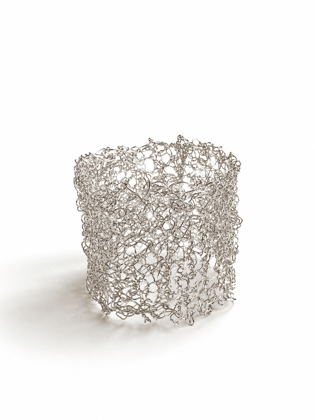 unique knitted statement silver lace bracelet Attachment details unique-knitted-statement-silver-bracelet-lace